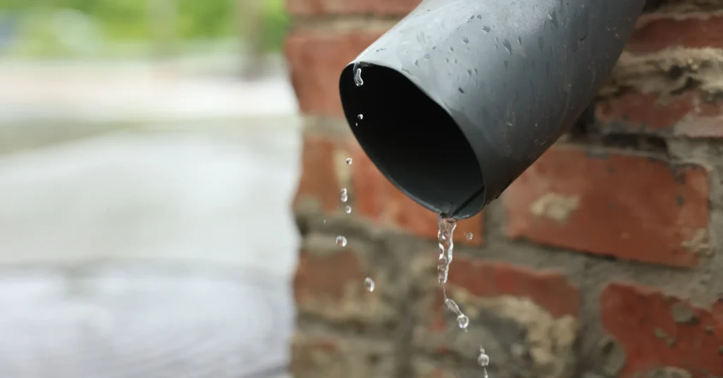 can drain pipes freeze